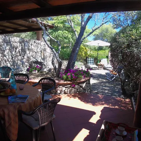 Casa Palma-porto Pollo Holiday home