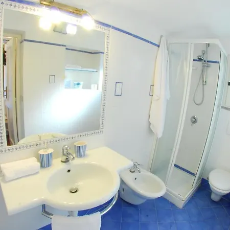 Casa Palma-porto Pollo Holiday home *